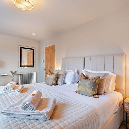 Shrewsbury Townhouse - Free Parking Villa Екстериор снимка