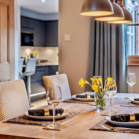 Shrewsbury Townhouse - Free Parking Villa Екстериор снимка